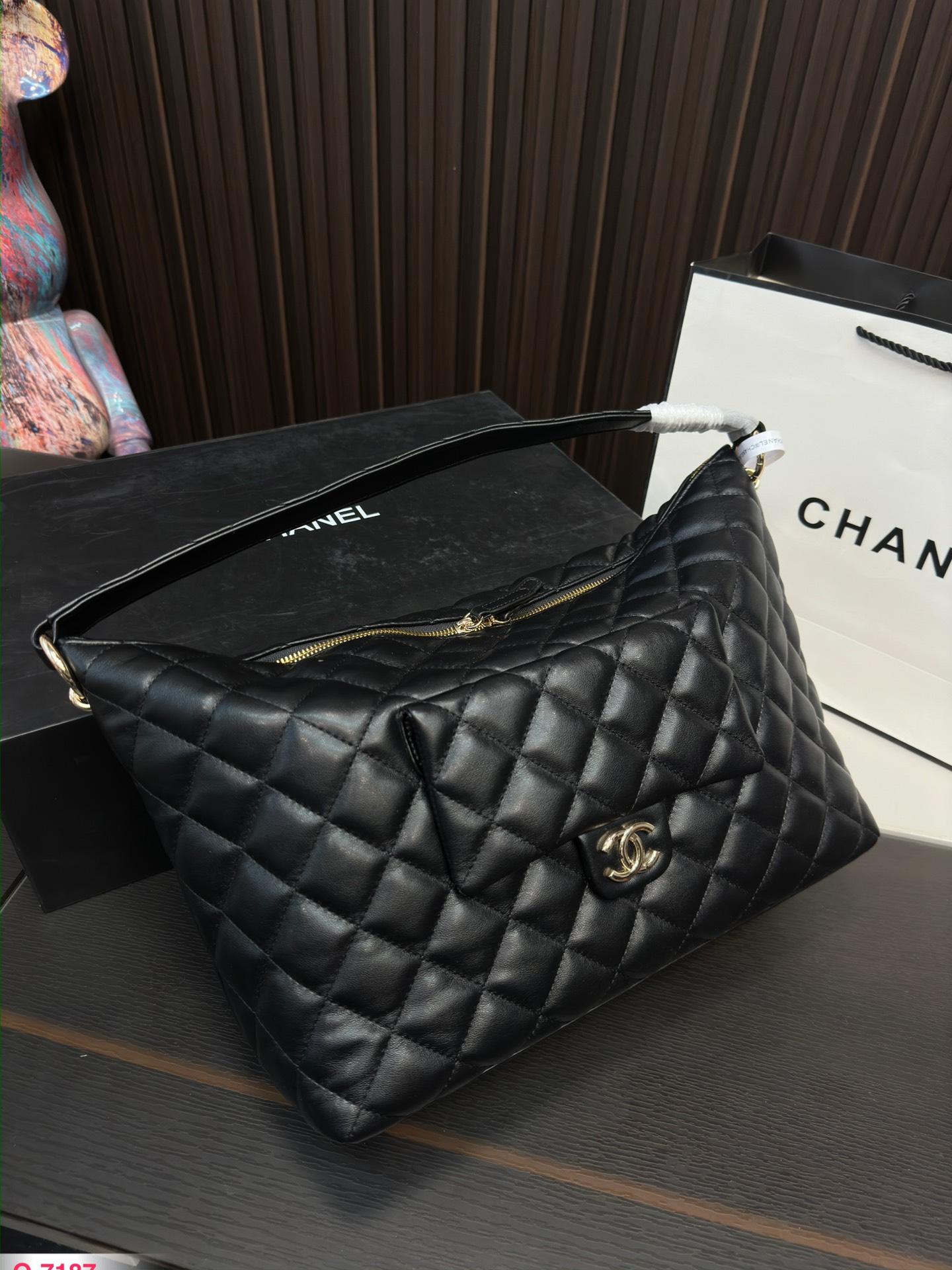 Replica Chanel Bag 36*27CM