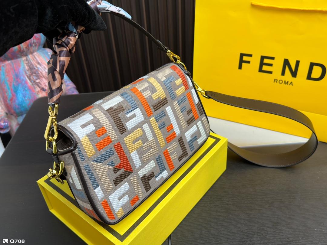 Replica Fendi Bag 26*15CM
