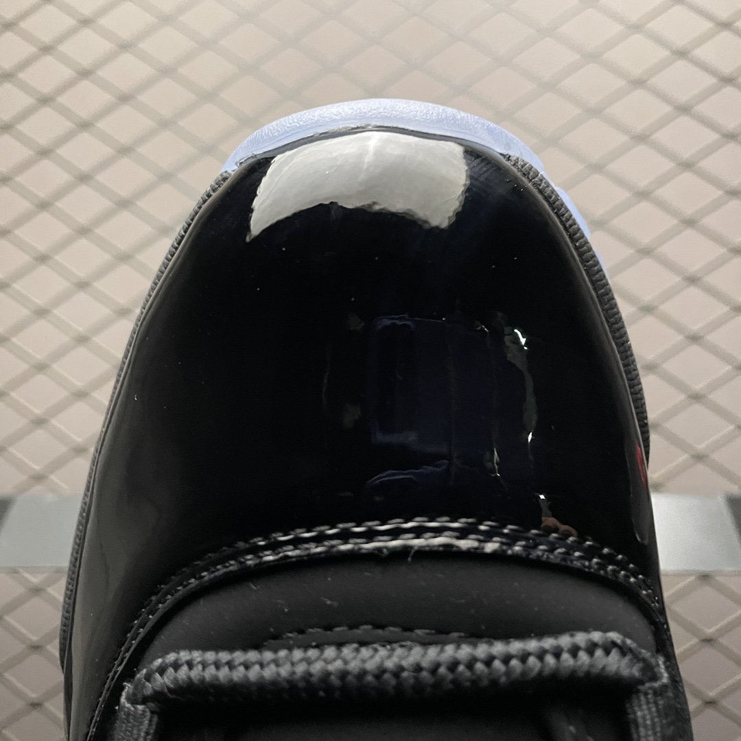 Replica Air Jordan Shoe Air Jordan 11Cap and GownAJ11 378037-005