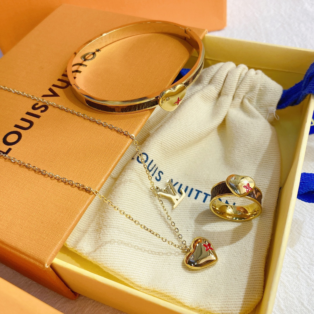 Replica LOUIS VUITTON Ring