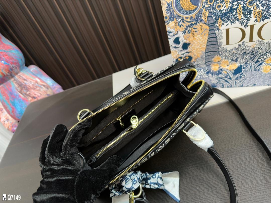 Replica Dior Bag 18*30CM