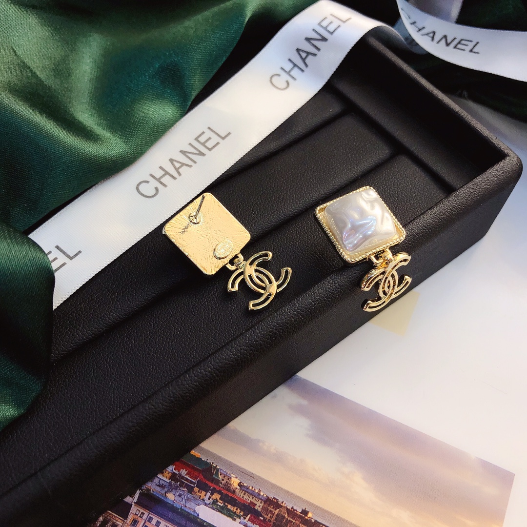 Replica CHANEL Earring