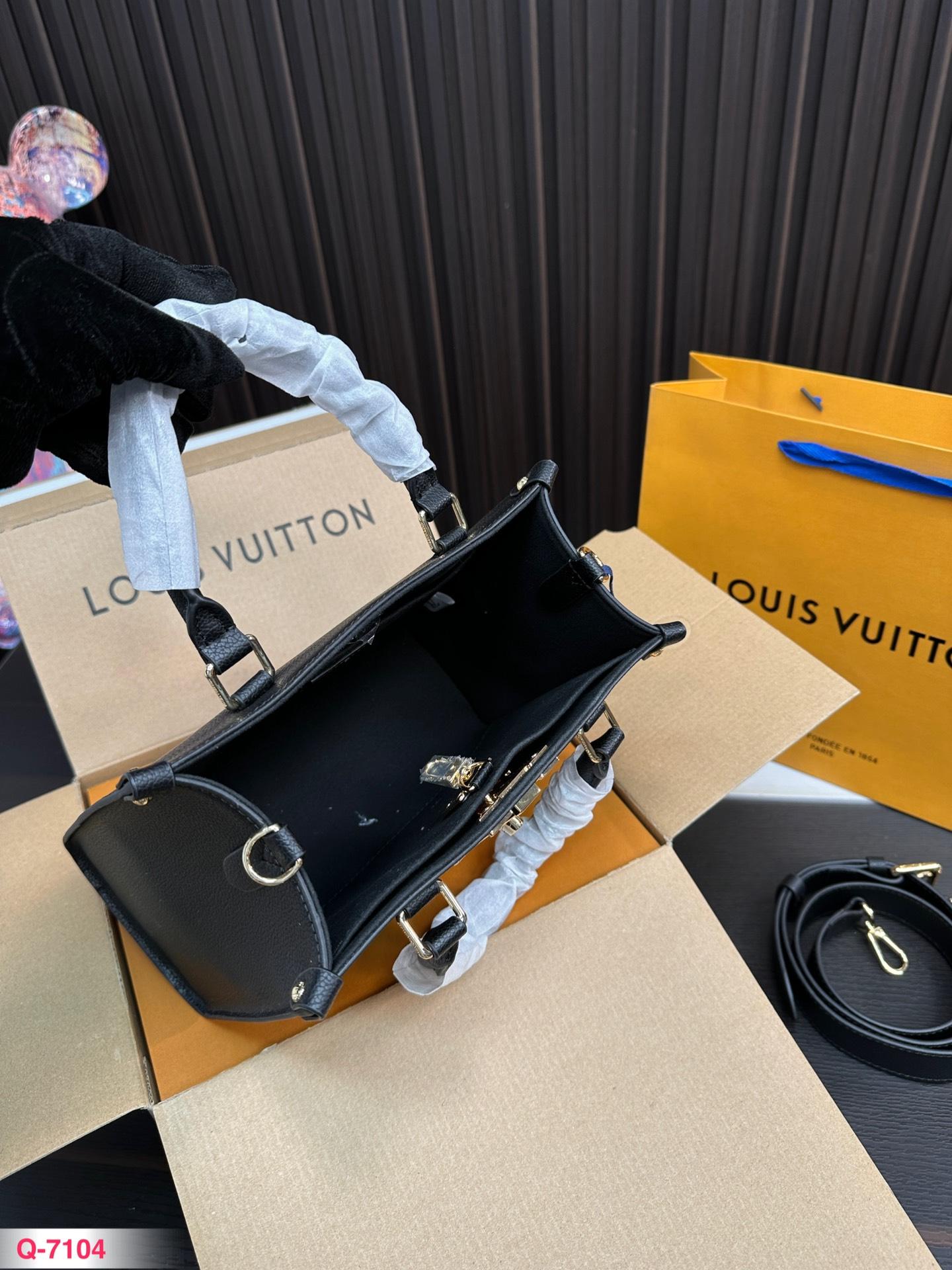 Replica Louis Vuitton Bag 23*18CM