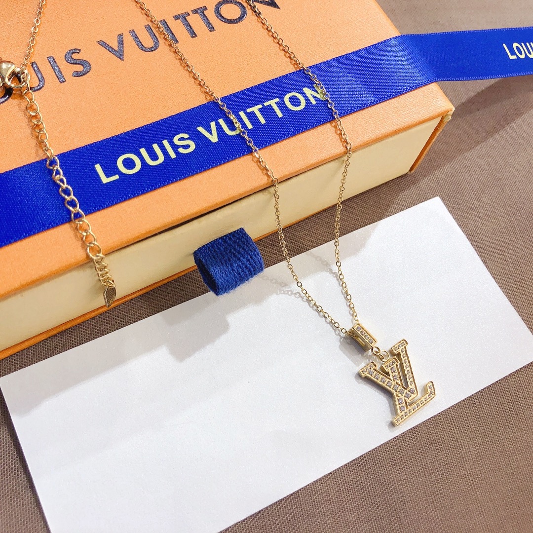 Replica LOUIS VUITTON Necklace