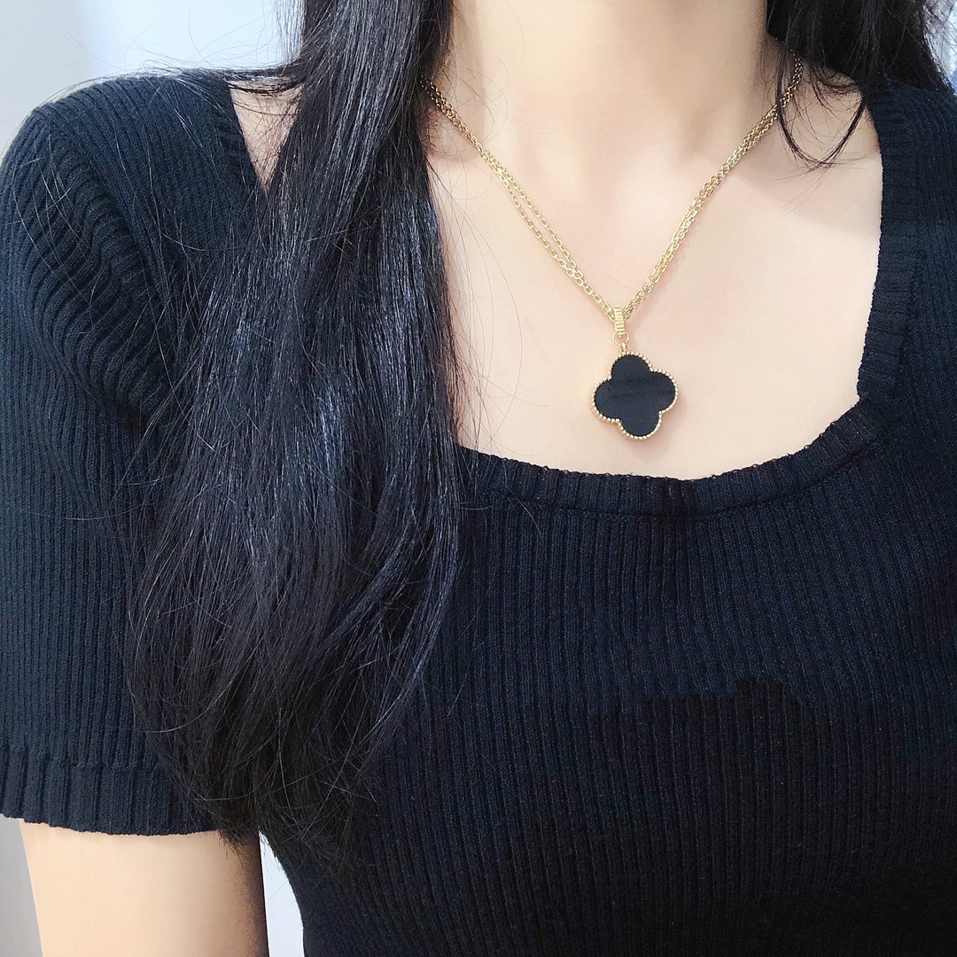 Replica VanCleef Arpels Necklace