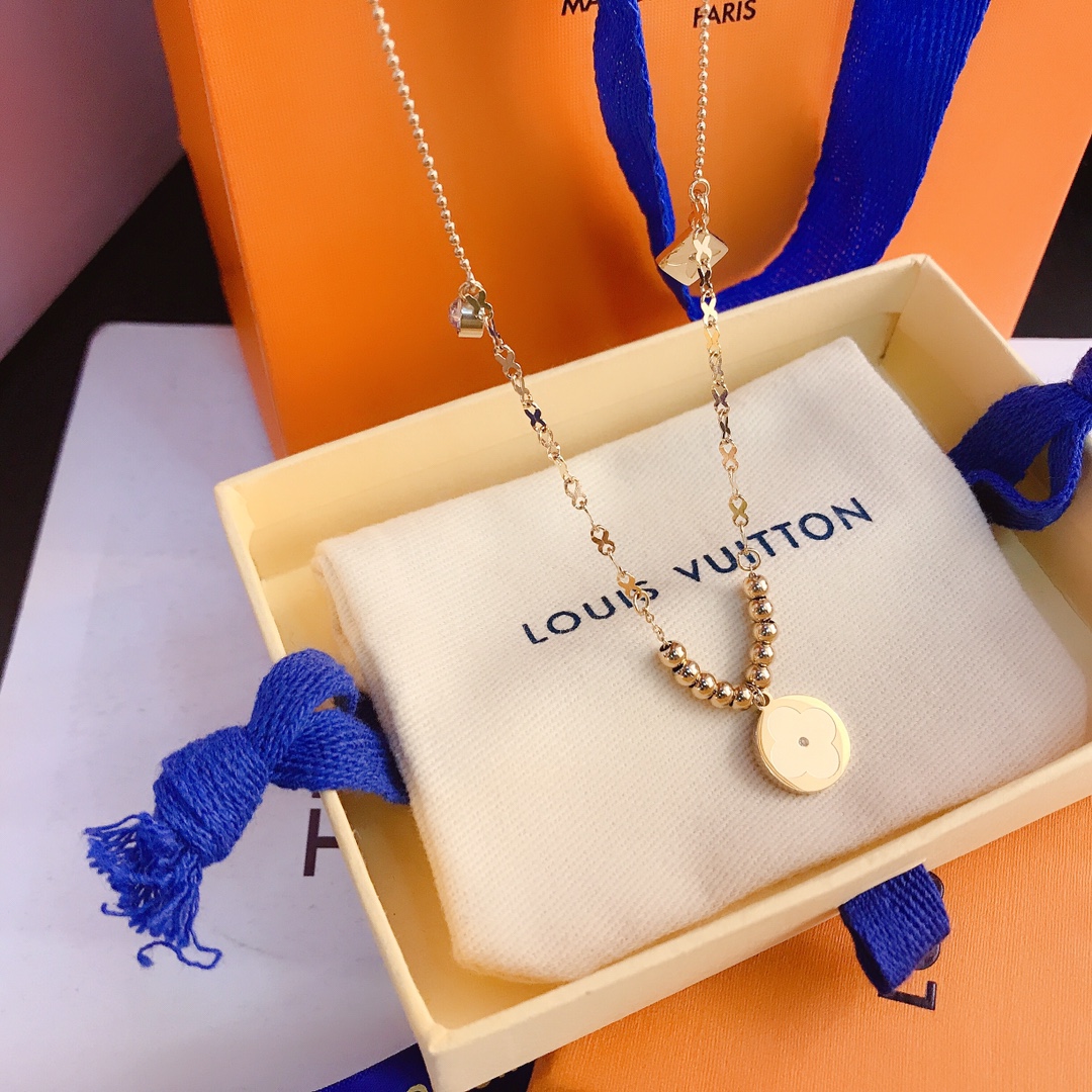 Replica LOUIS VUITTON Necklace