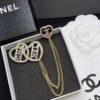 Replica CHANEL Brooch