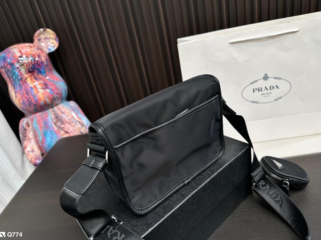 Replica Prada Bag 21*15CM