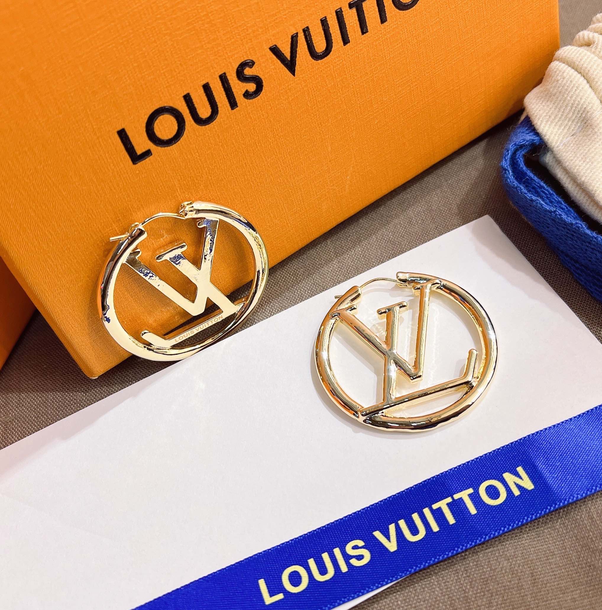 Replica LOUIS VUITTON Earring