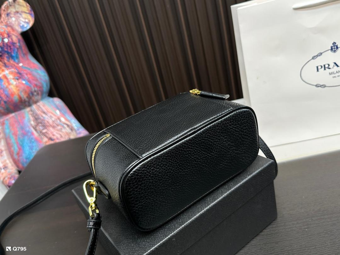 Replica Prada Bag 19*11CM