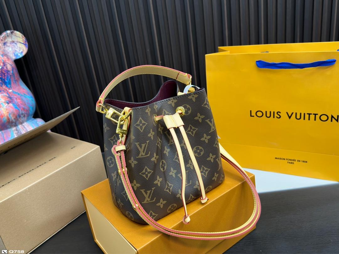 Replica Louis Vuitton Bag 19*19CM/25*25CM