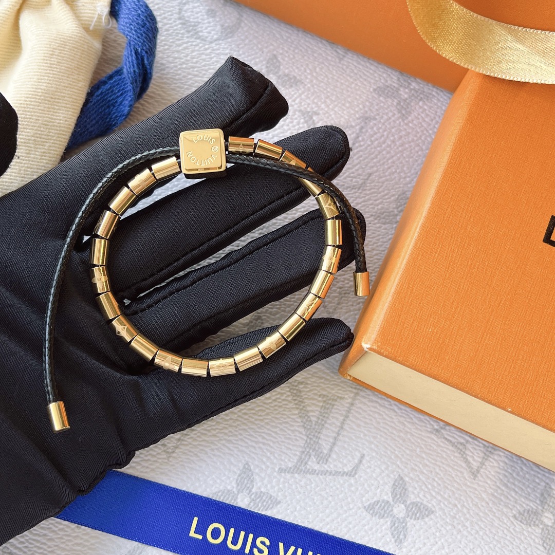 Replica LOUIS VUITTON Bangle