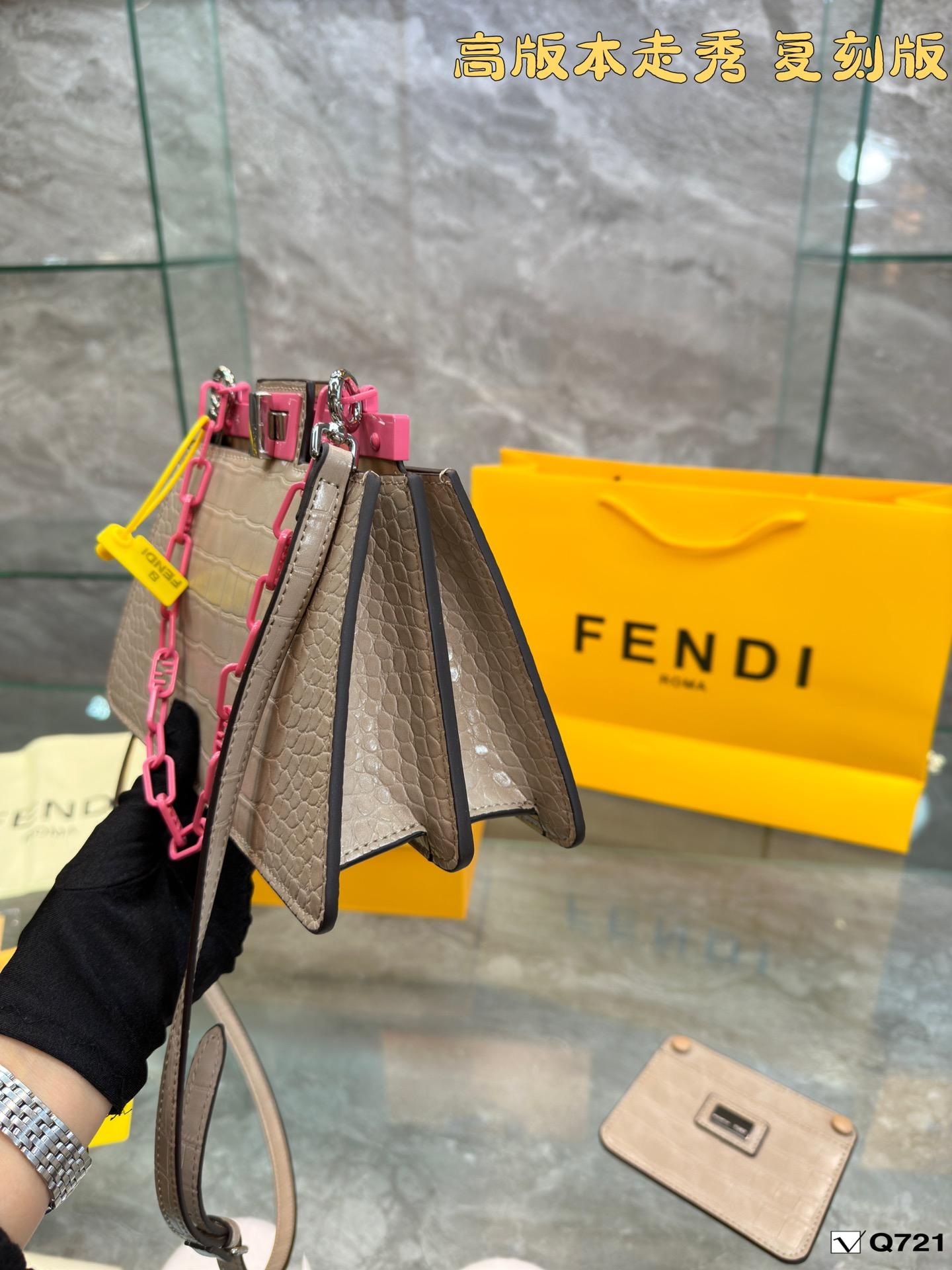 Replica Fendi Bag  25*17CM