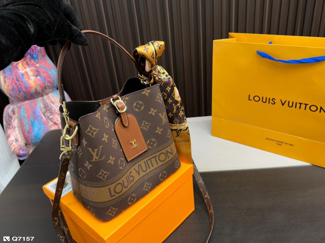 Replica Louis Vuitton Bag 20*19CM