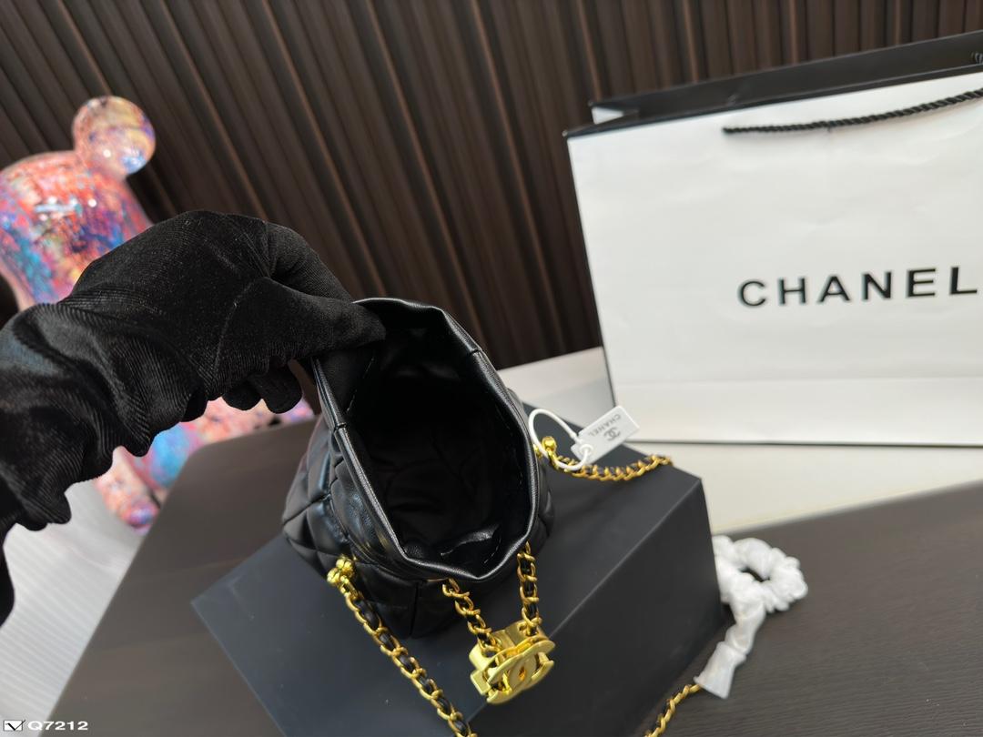 Replica Chanel Bag 15*13CM