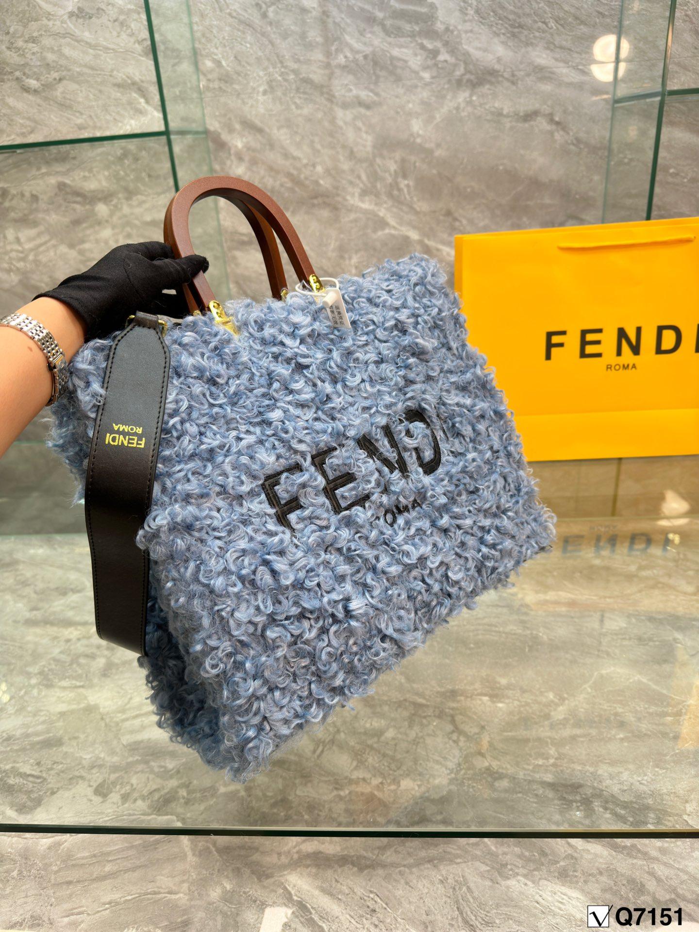 Replica Fendi Bag 35*30CM