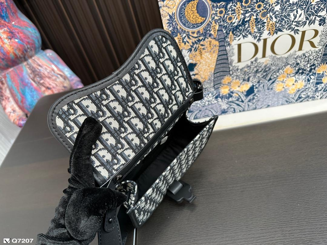 Replica Dior Bag 19*12CM