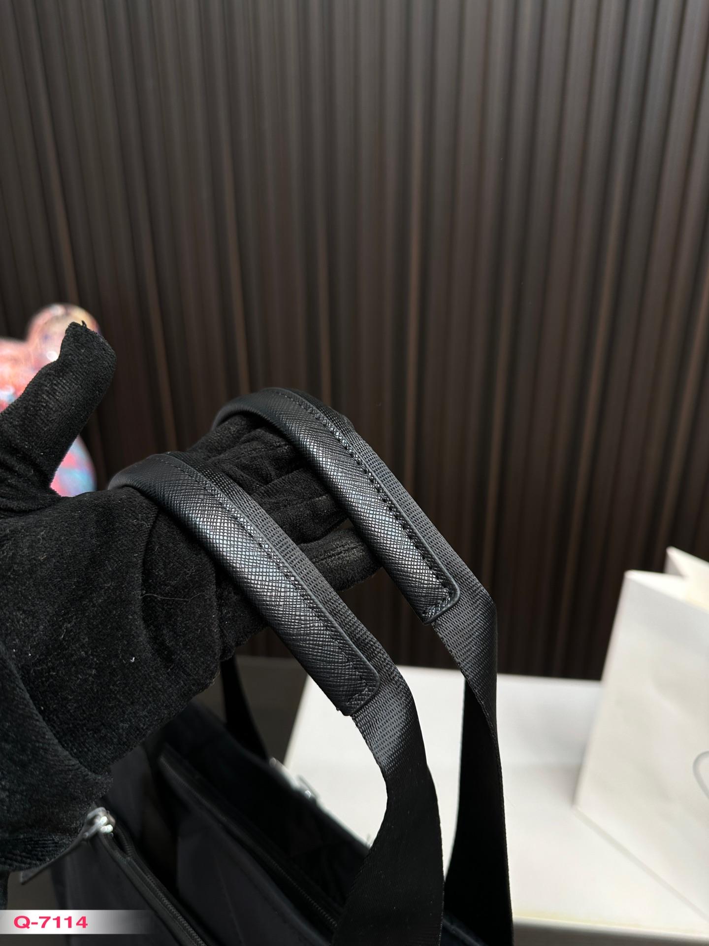 Replica Prada Bag 39*33CM