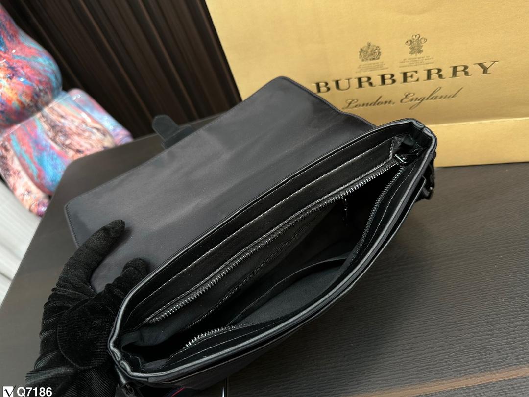 Replica Burberry Bag 29*22CM