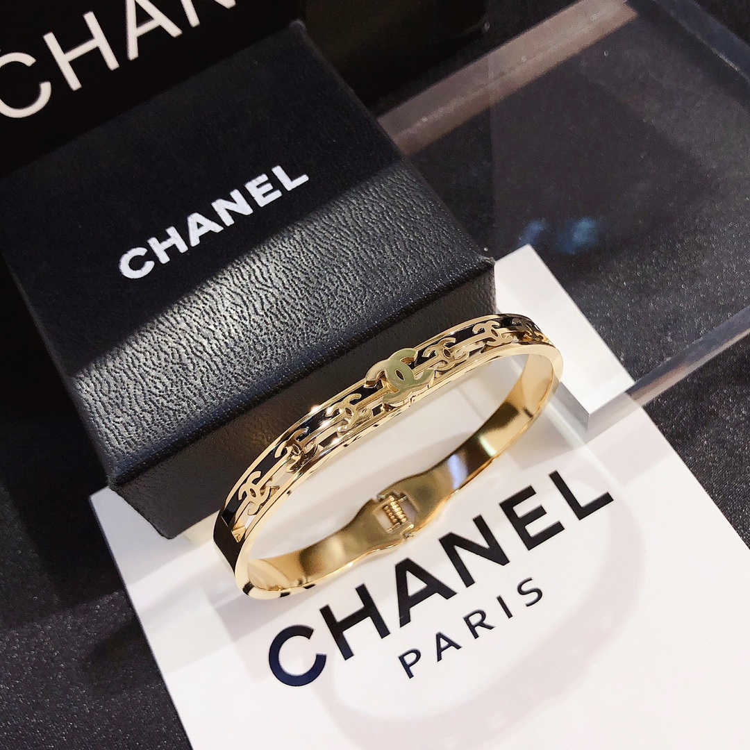 Replica CHANEL Bangle