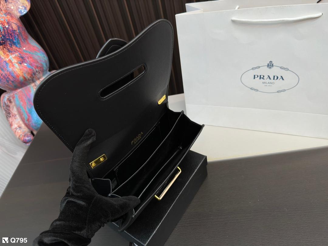 Replica Prada Bag 23*13CM