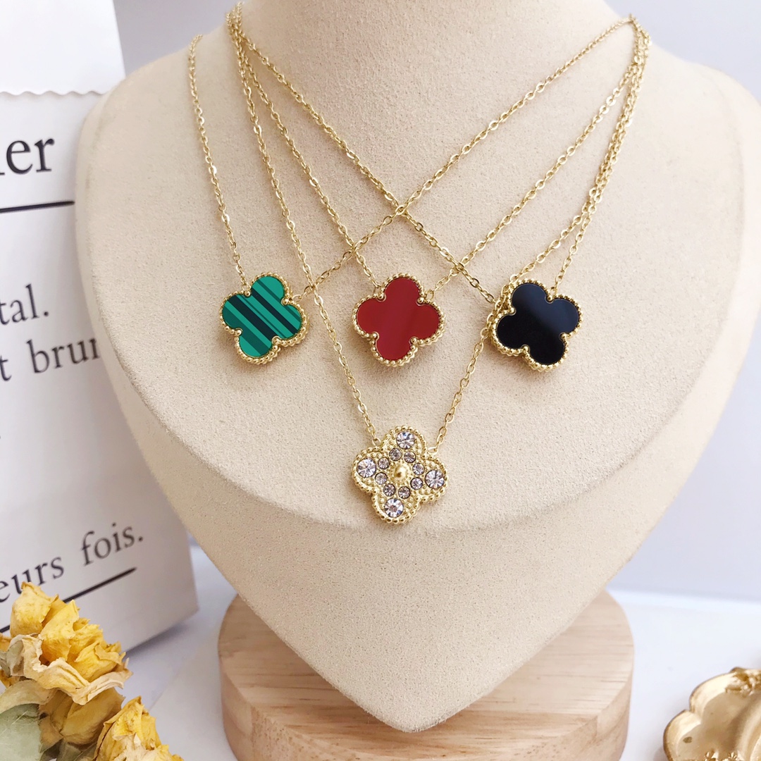 Replica VanCleef Arpels Necklace