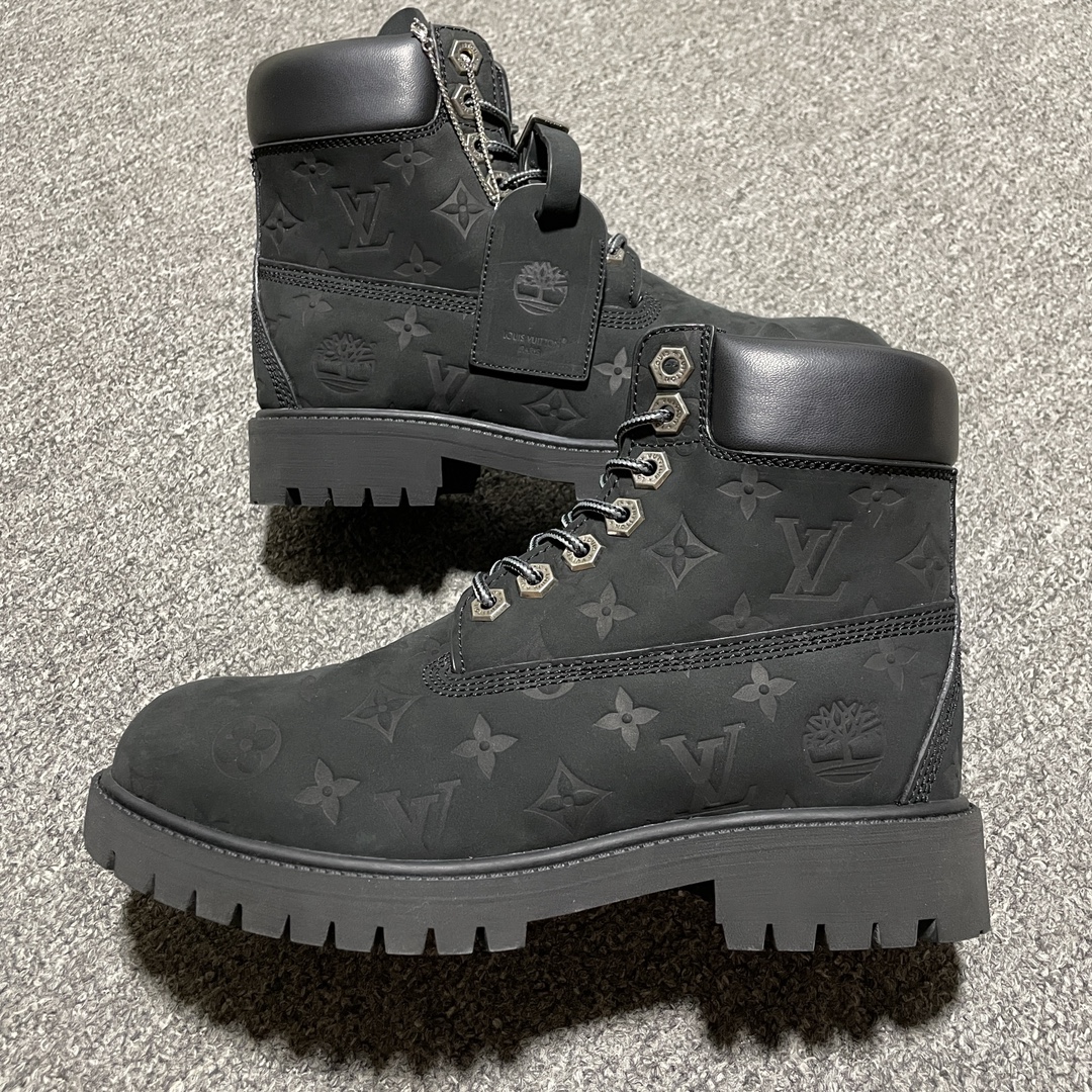 Replica LV Shoe  Louis Vuitton x Timberland LV b