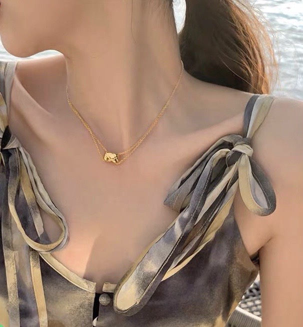 Replica CHANEL Necklace