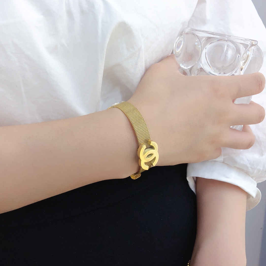 Replica CHANEL Bangle