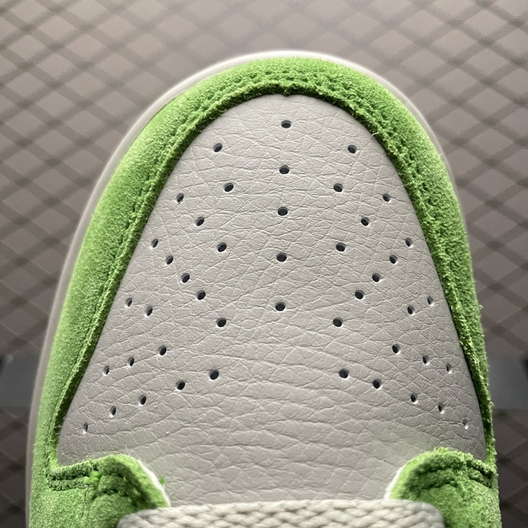 Replica Nike Dunk SB Shoe Nike Dunk Low Safari Swoosh DR0156-300 Size 36-47.5