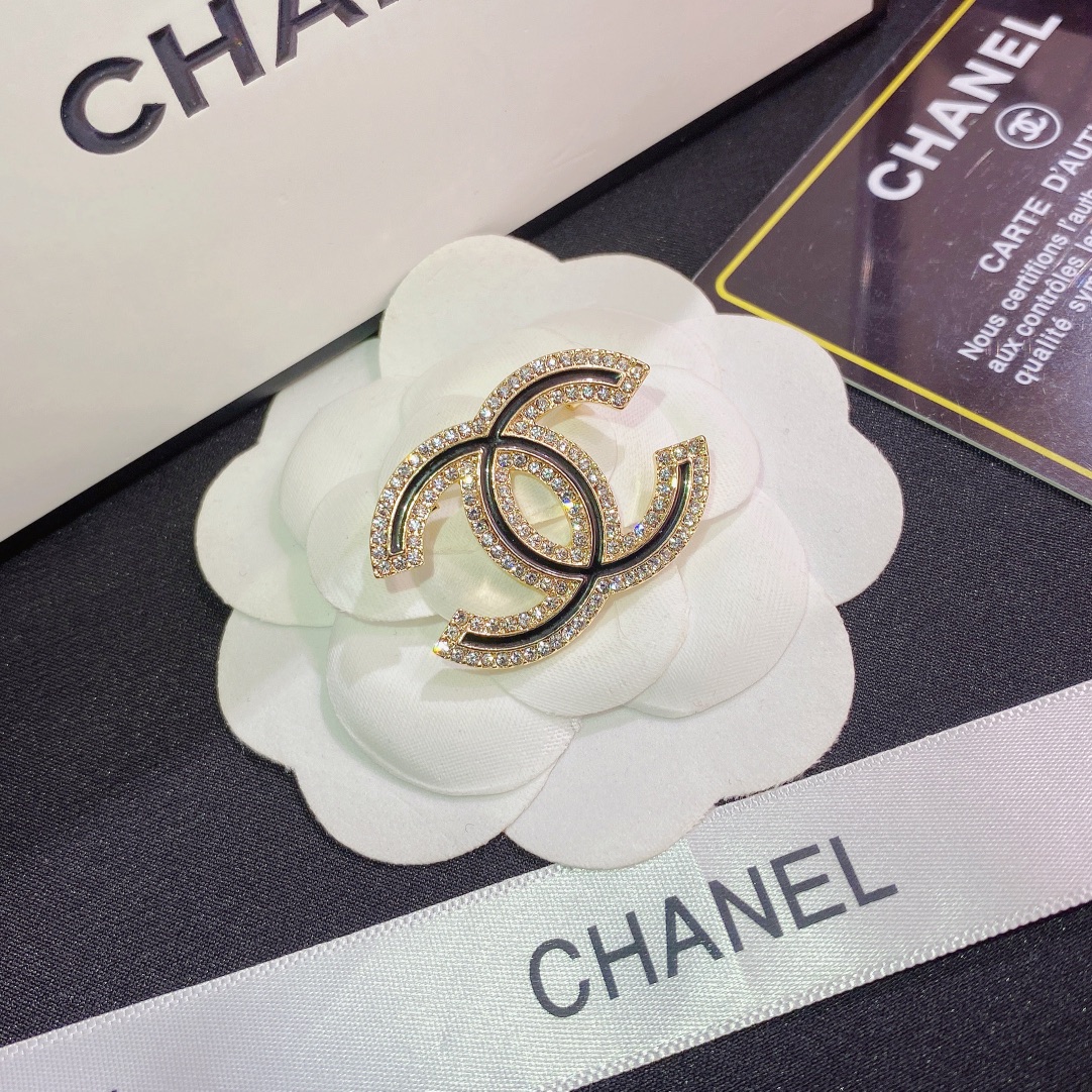 Replica CHANEL Brooch