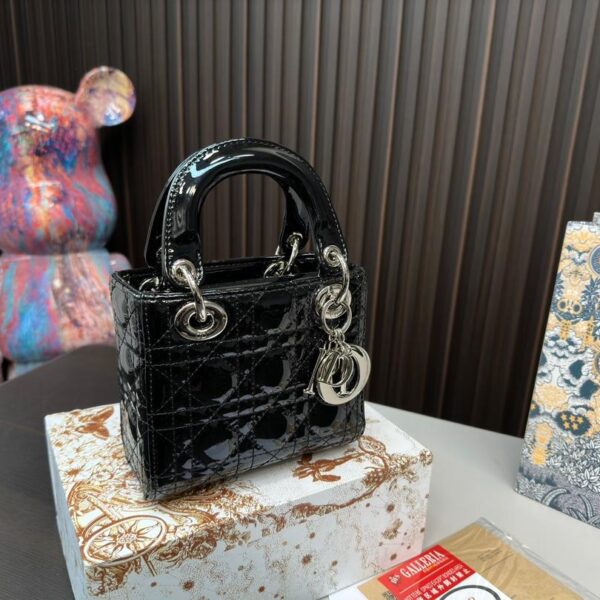 Replica Dior Bag  14*17*7CM