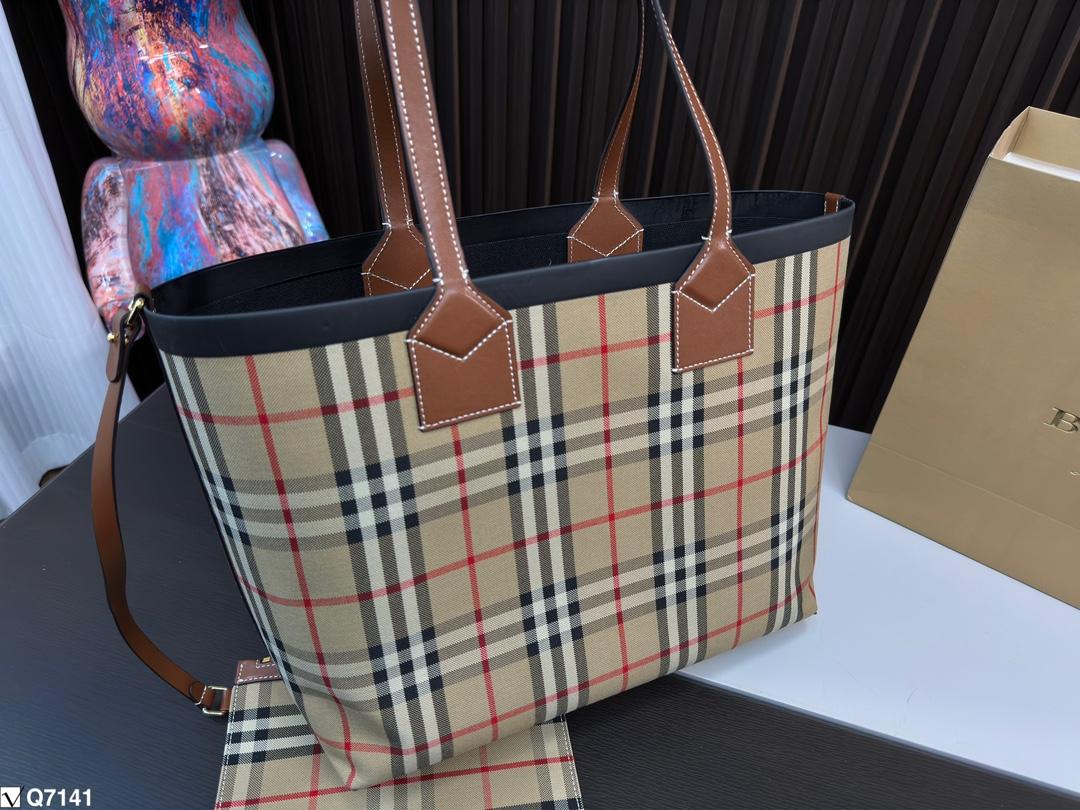 Replica Burberry Bag 35*29CM