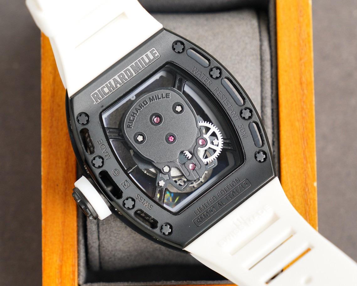 Replica Richard Mille 904l Stainless Steel Automatic Machine Watch 42MM