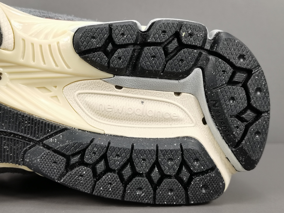 Replica New Balance Shoe New Balance 1906R M1906DA 36 37 37.5 38 38.5 39.5 40 40.5 41.5 42 42.5 43 …