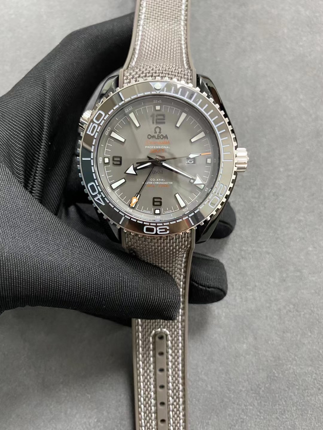 Replica Omega 904l Stainless Steel Automatic Machine Watch 44MM