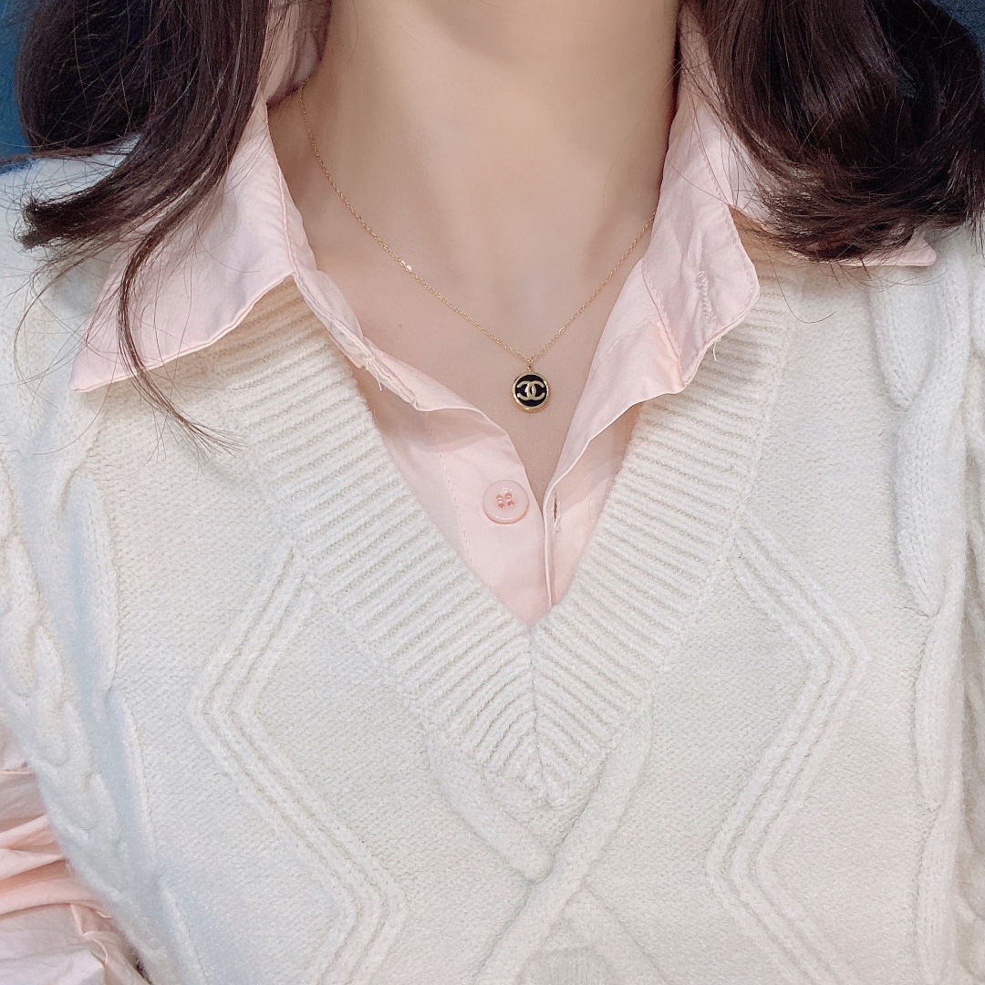 Replica CHANEL Necklace