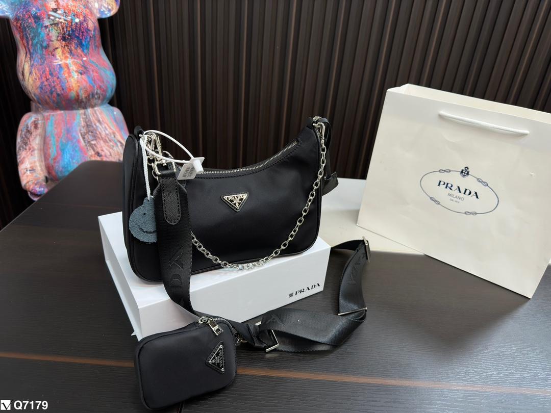Replica Prada Bag 12*25CM