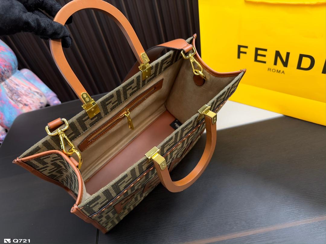 Replica Fendi Bag 22*22CM/34*29CM