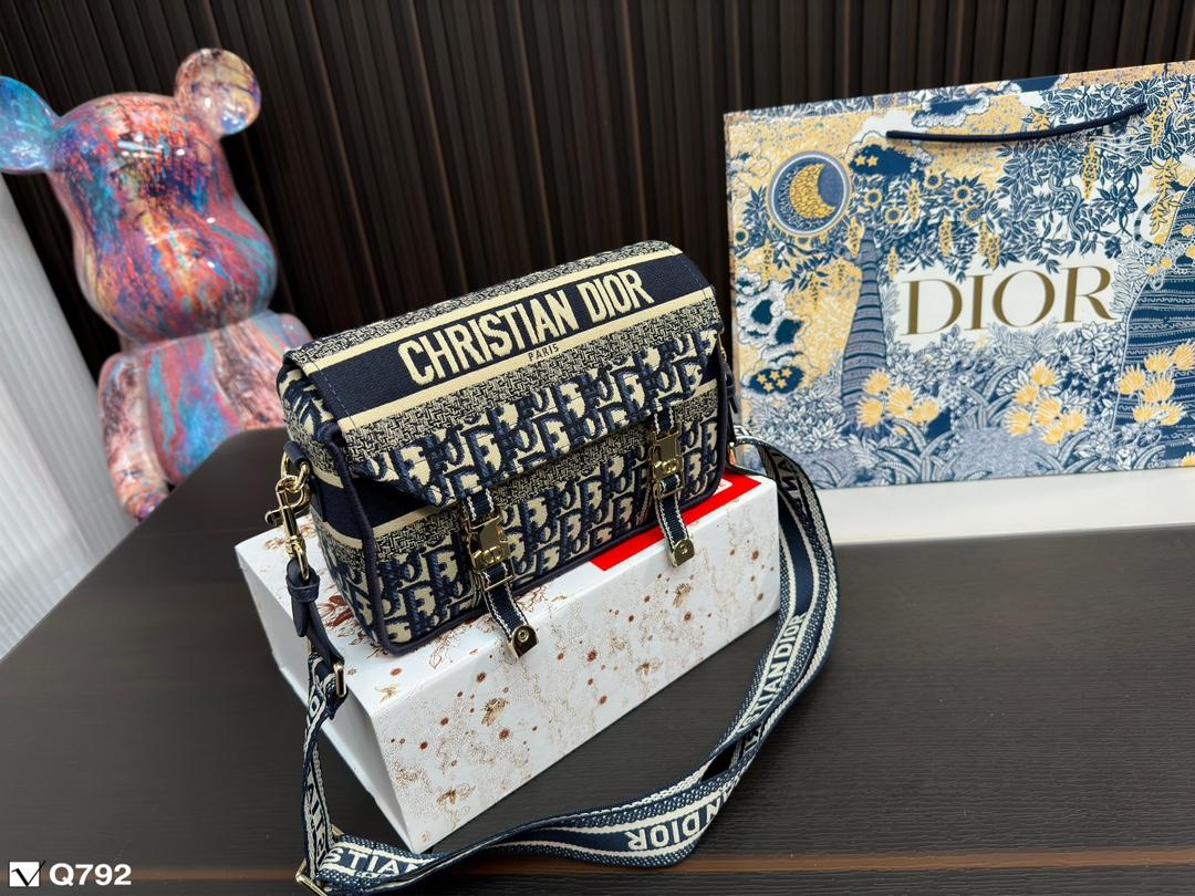 Replica Dior Bag 23*14CM