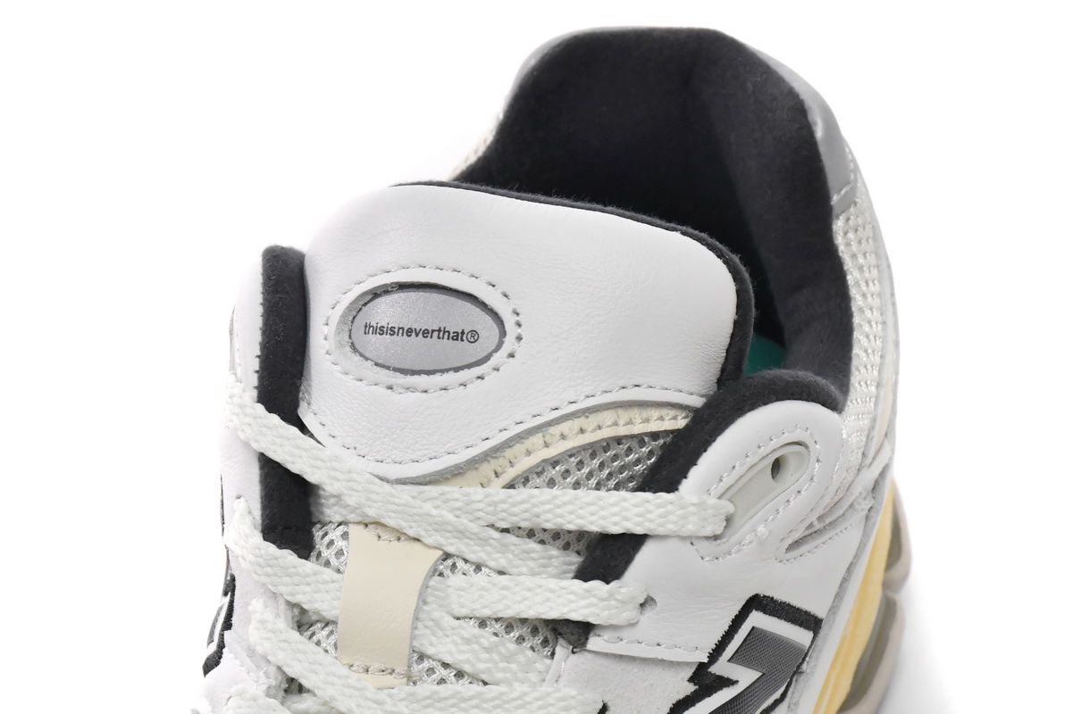 Replica New Balance Shoe New Running Shoes ML2002RT Thisisneverthat x New Balance 2002R White