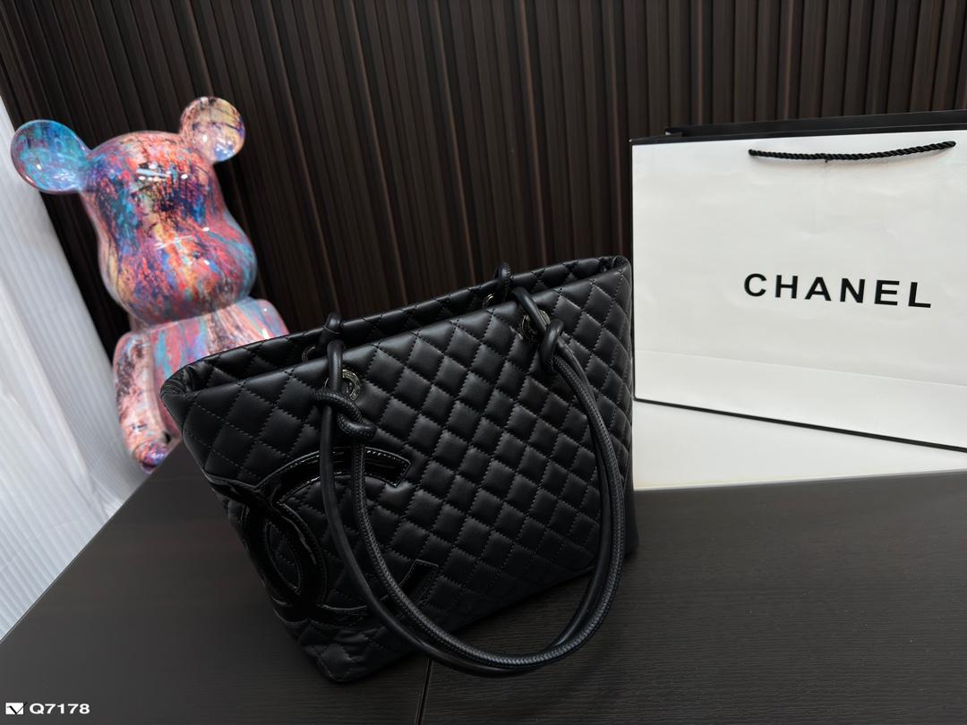 Replica Chanel Bag 28*24CM