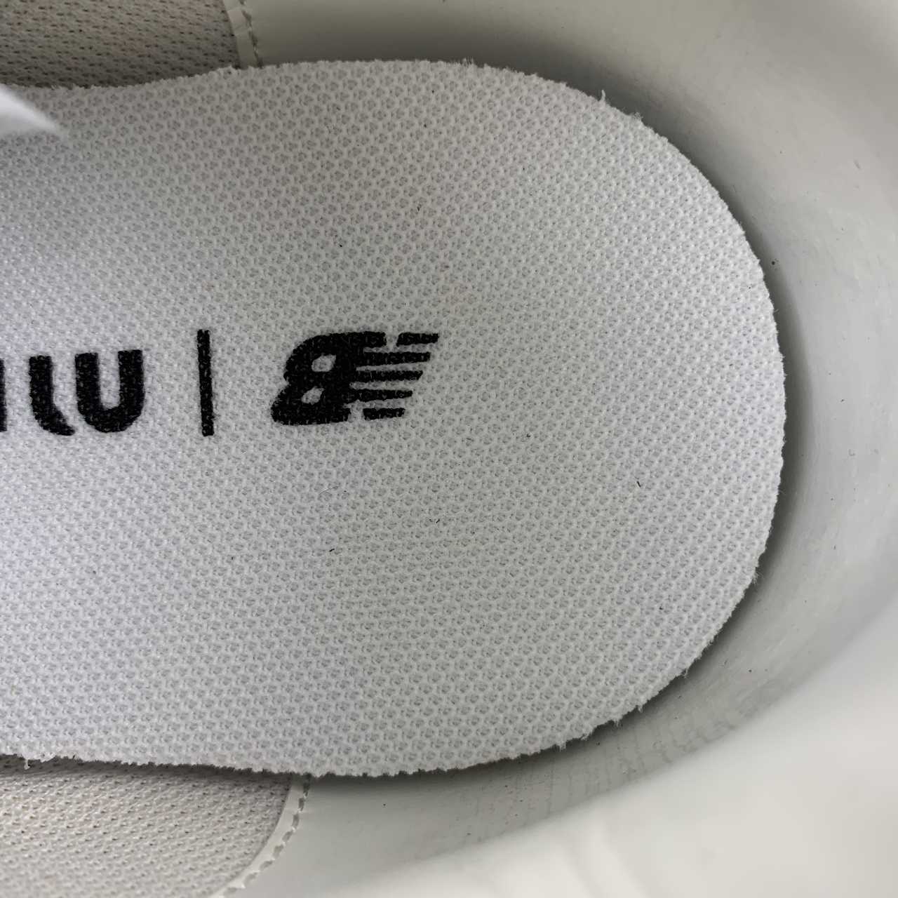 Replica New Balance Shoe Miumiu x New Balance 24s SizeU   35 36 37 38 39 40