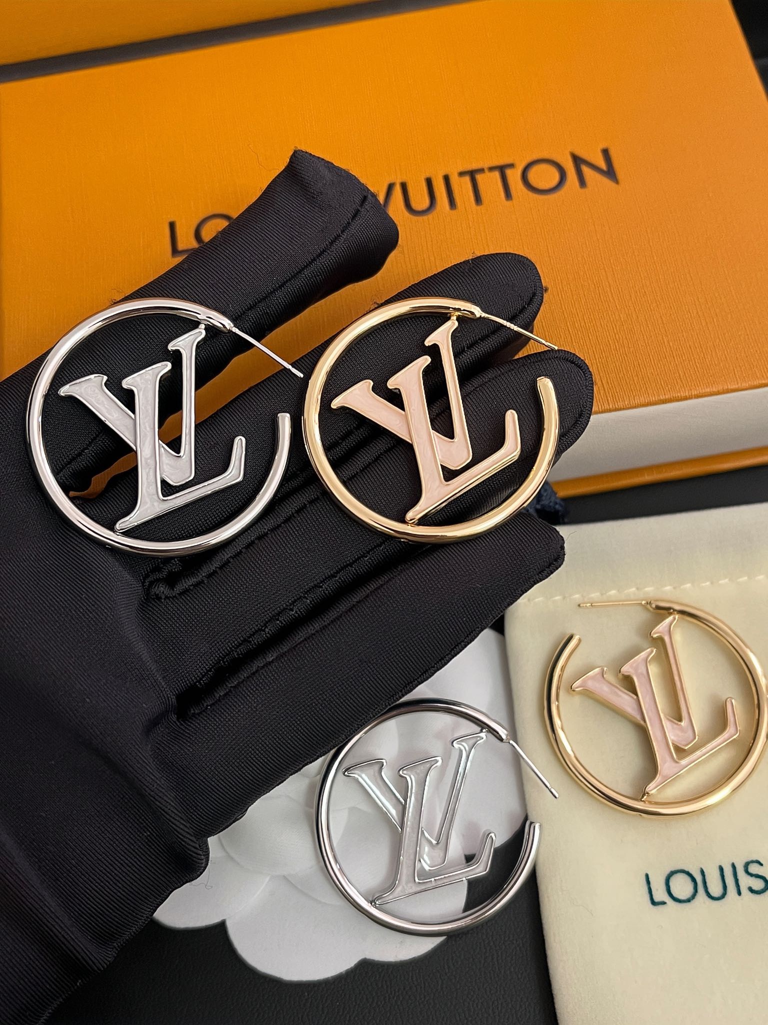 Replica LOUIS VUITTON Earring