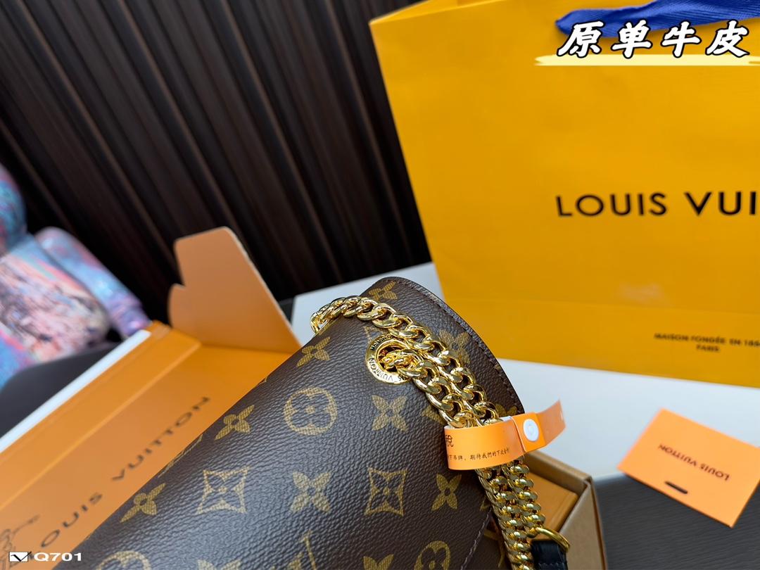 Replica Louis Vuitton Bag 22*17CM