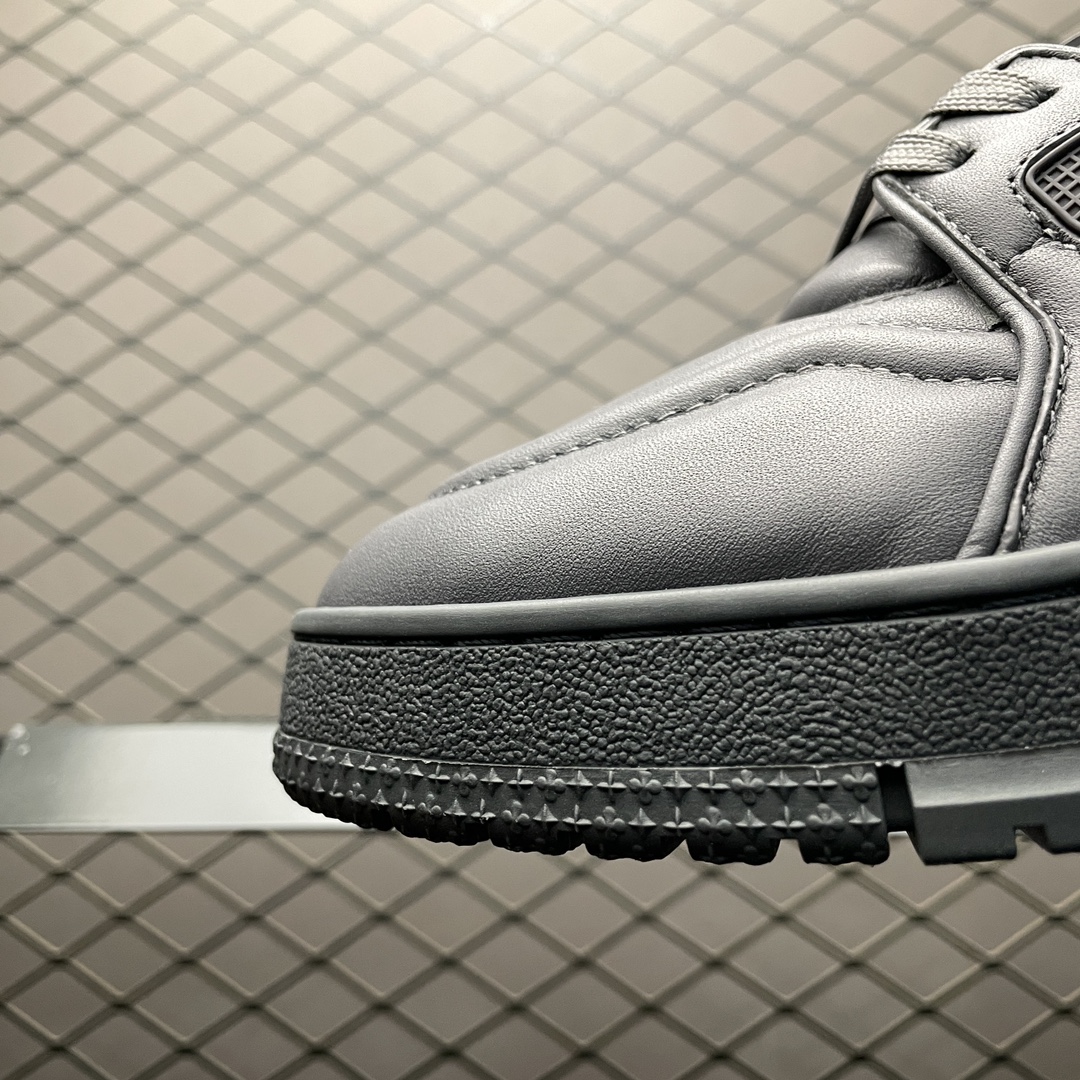Replica Louis Vuitton Shoe Louis Vuitton LV Trainer 23ss size 38-45e