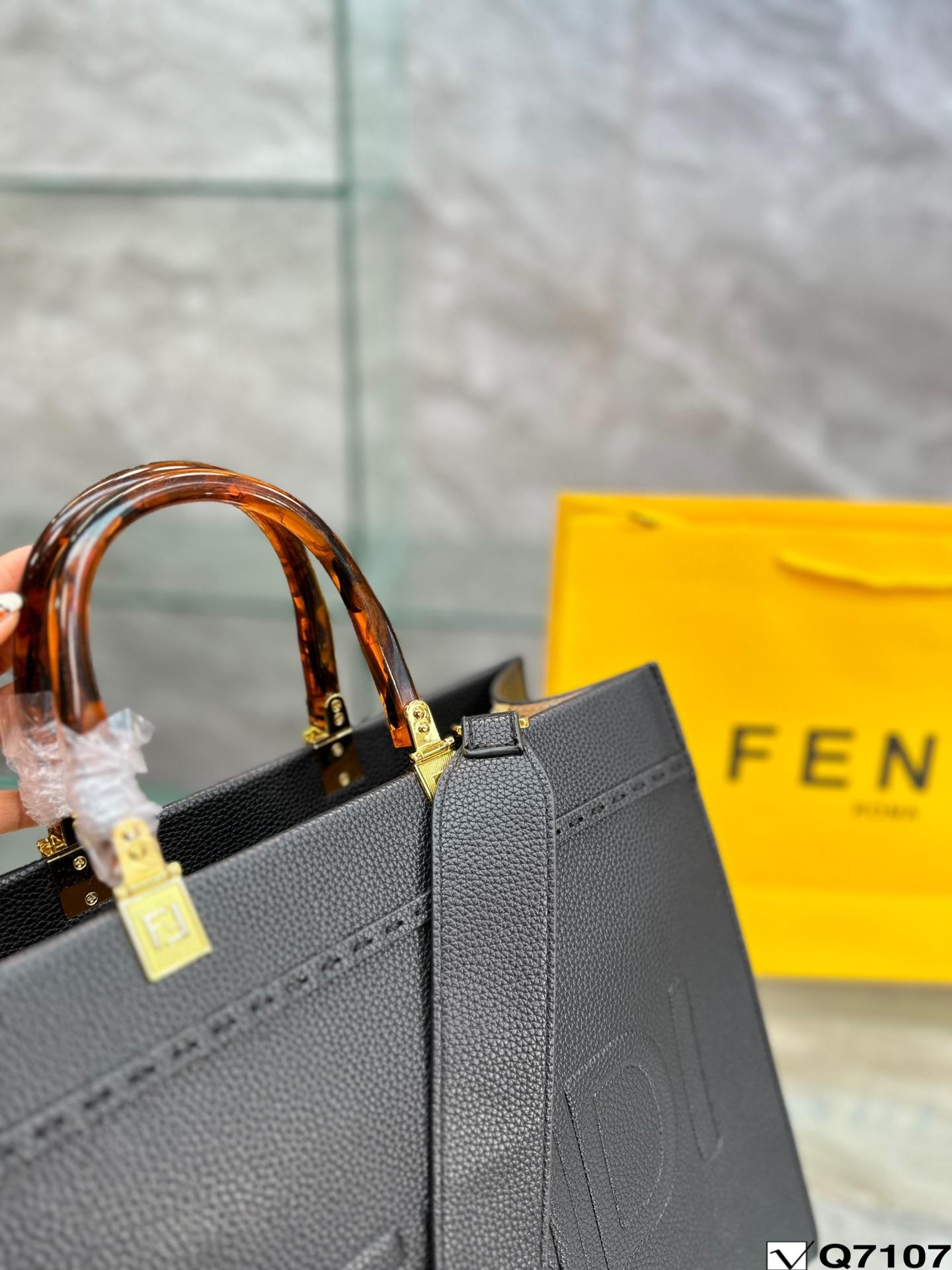 Replica Fendi Bag 35*31CM