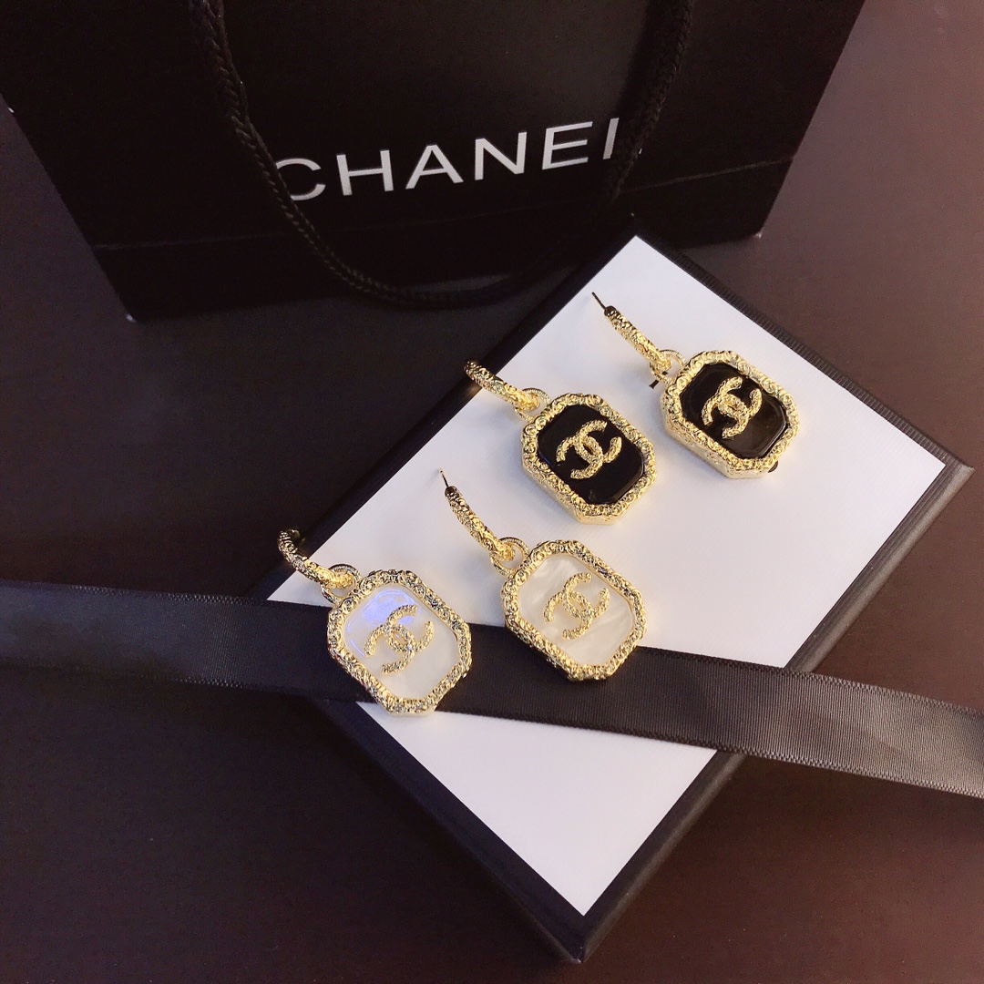 Replica CHANEL Earring