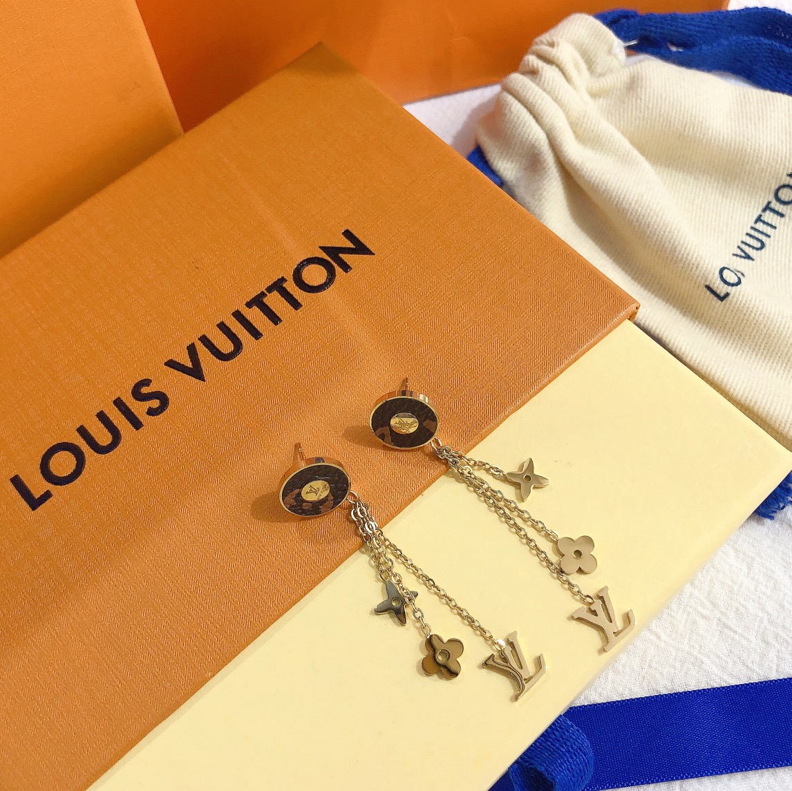 Replica LOUIS VUITTON Earring