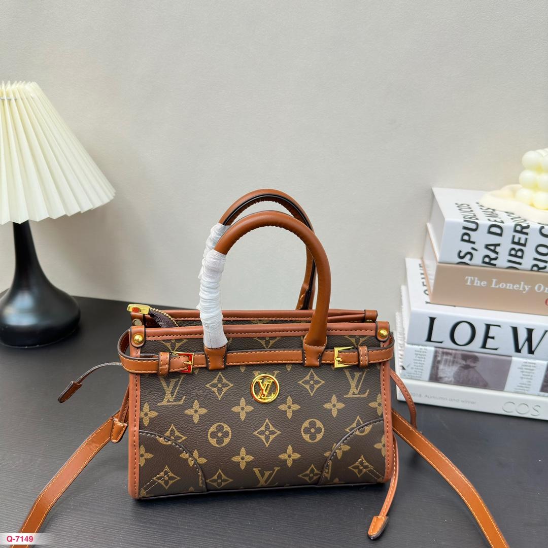 Replica Louis Vuitton Bag 23*15CM